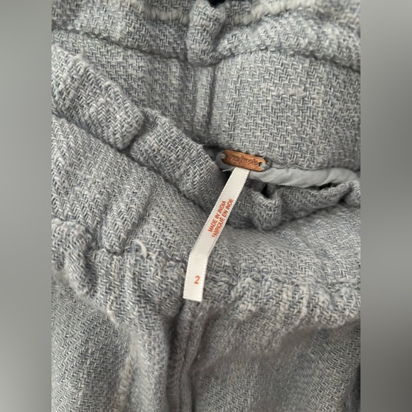 Free People Light Blue Pant & Belt Size 2 - Picture 3 of 13